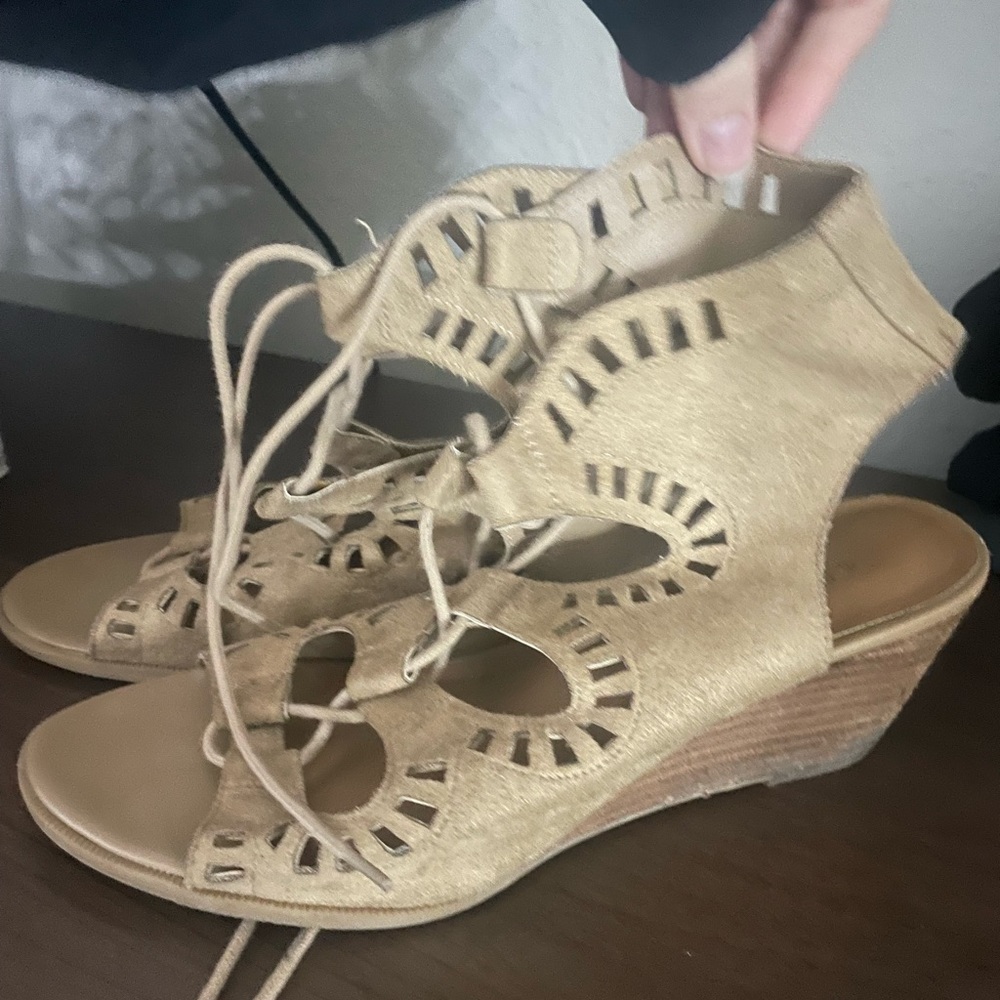 Heeled sandals